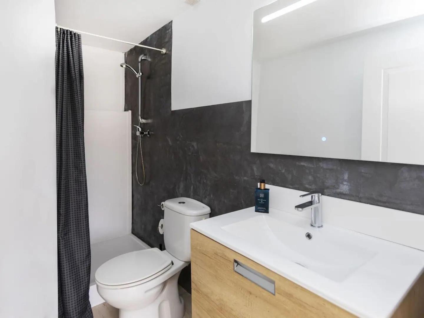 Casa Canyet Con Piscina A Un Paso De Barcelona Y La Playa Badalona Esterno foto