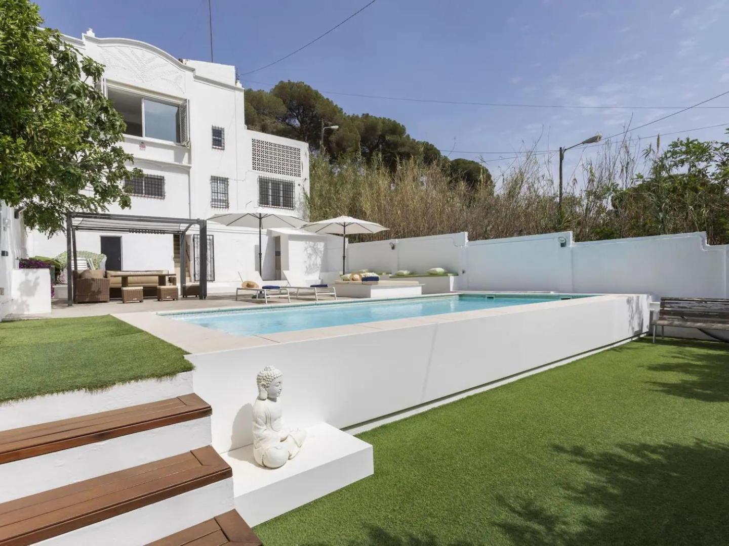 Casa Canyet Con Piscina A Un Paso De Barcelona Y La Playa Badalona Esterno foto